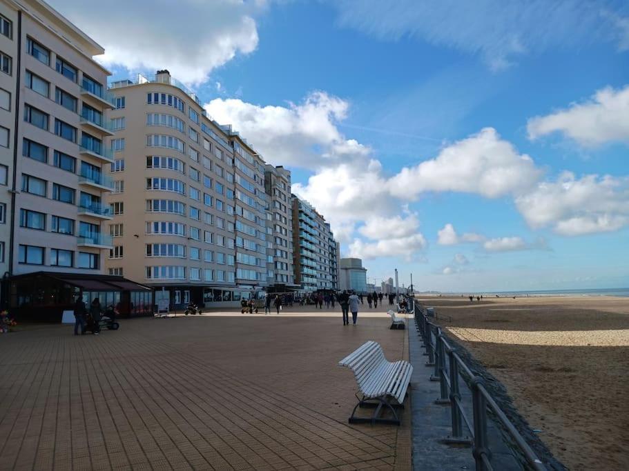 'east' Kortbij De Zee